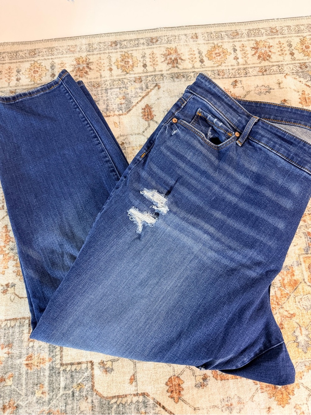 Loft distressed modern skinny jeans